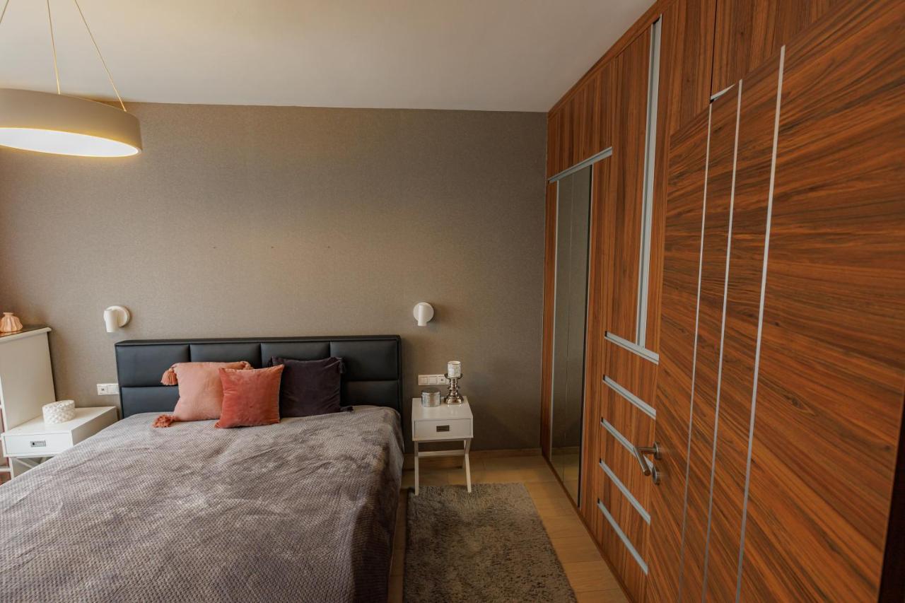 Penthouse Deluxe - Free Parking, Roof Garden Lejlighed *