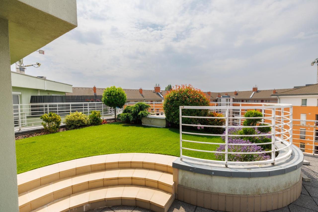 Penthouse Deluxe - Free Parking, Roof Garden Lejlighed *