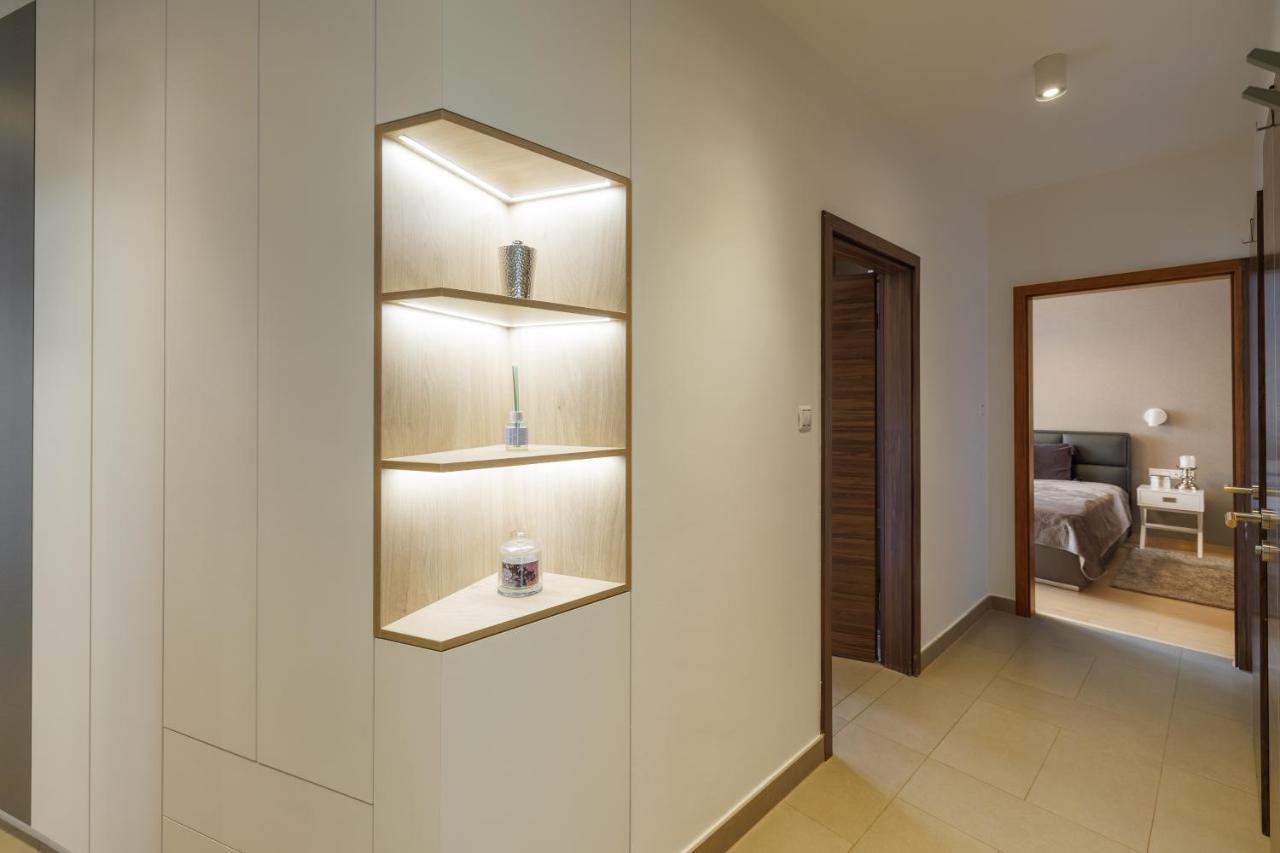 Penthouse Deluxe - Free Parking, Roof Garden Lejlighed