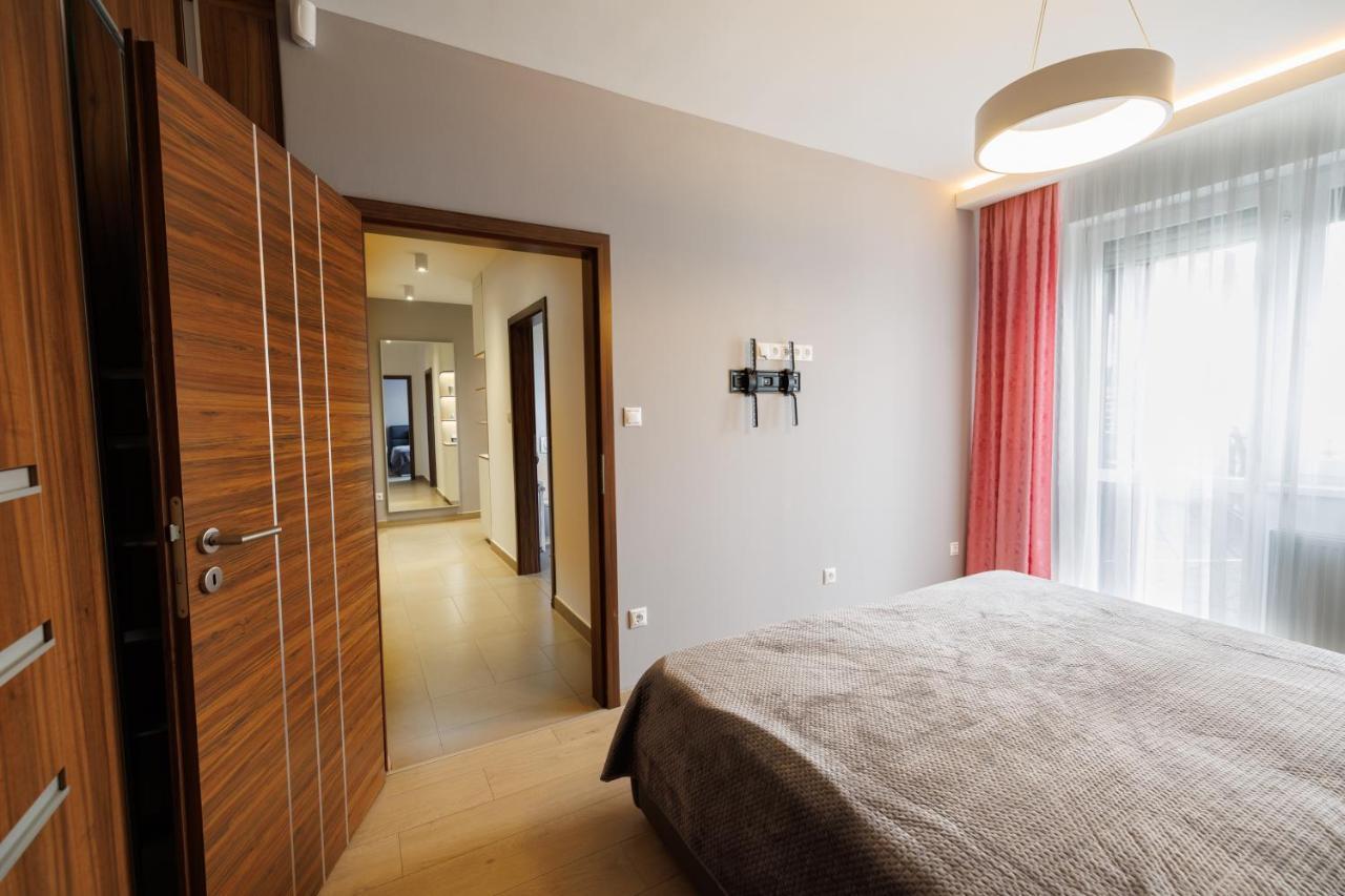 Penthouse Deluxe - Free Parking, Roof Garden Lejlighed
